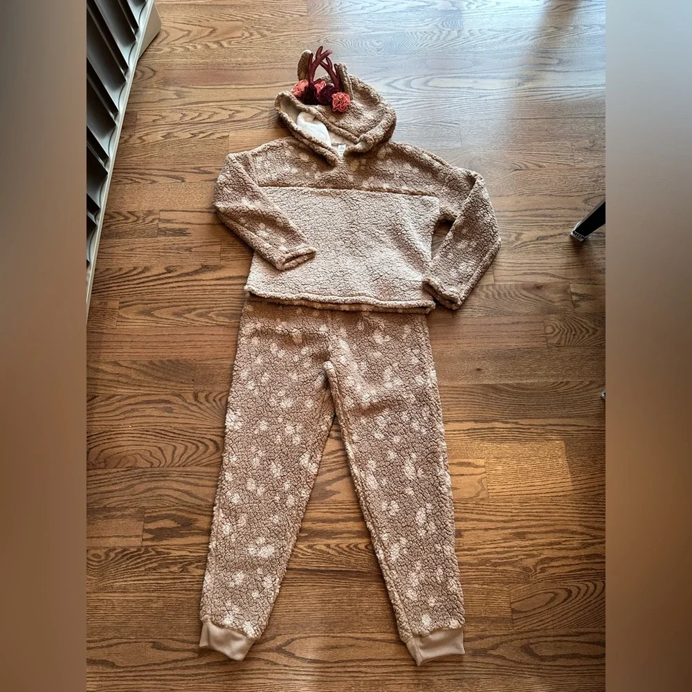 Girls most adorable Justice Reindeer Pajama/Outfit set size 12
